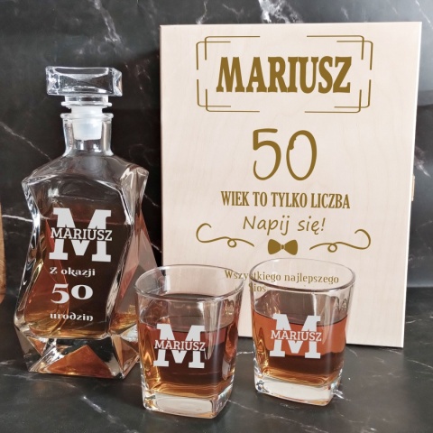 karafka i dwie szklanki elegancki prezent dla niego