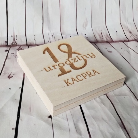 pomysł na prezent 18 urodziny pudelko na pieniadze