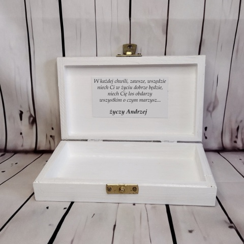 Pudełko na pieniądze biało złote prezent dla dziewczyny na 18