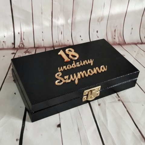 Pudełko na pieniądze prezent dla chlopaka na 18 urodziny