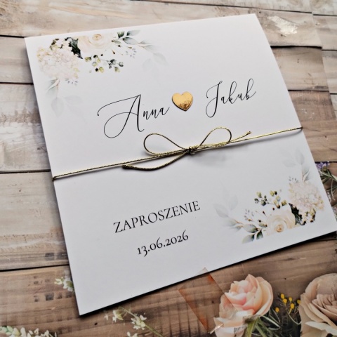 Zaproszenia ślubne z motywem kwiatowym