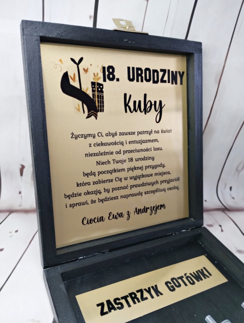 pudełko na 18 zastrzyk gotówki pudełko na 18 zastrzyk gotówki